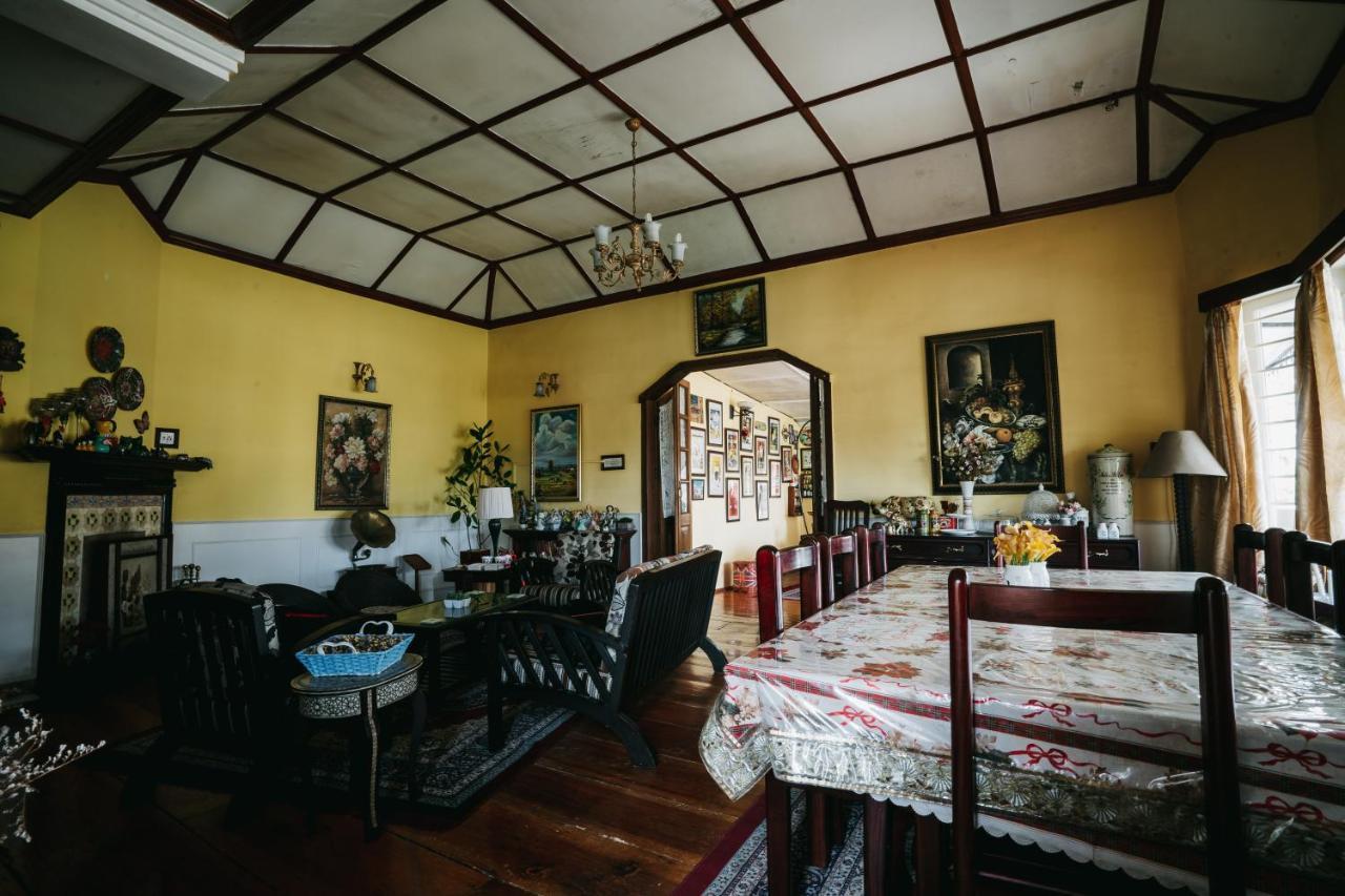 Rock Cliff Home Stay Шилонг Екстериор снимка