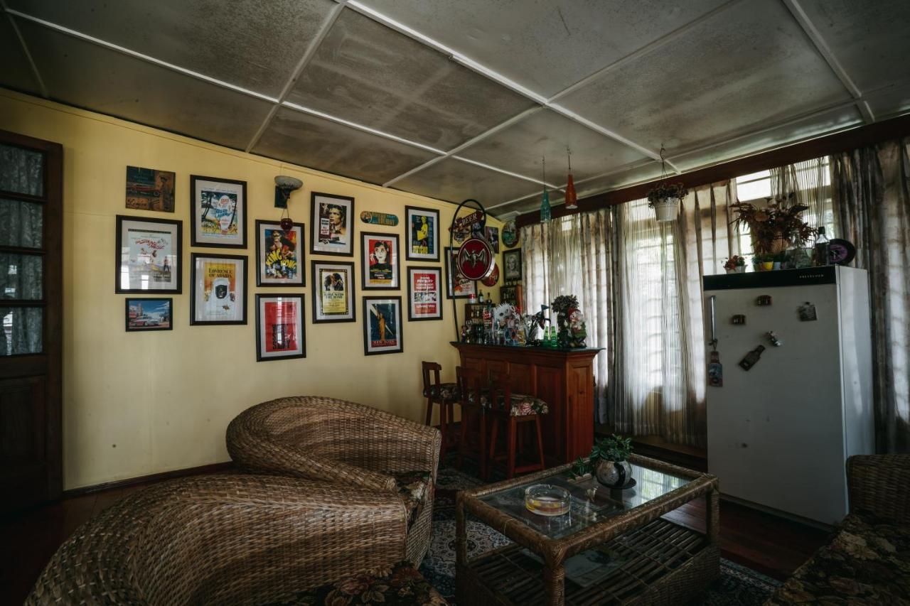 Rock Cliff Home Stay Шилонг Екстериор снимка