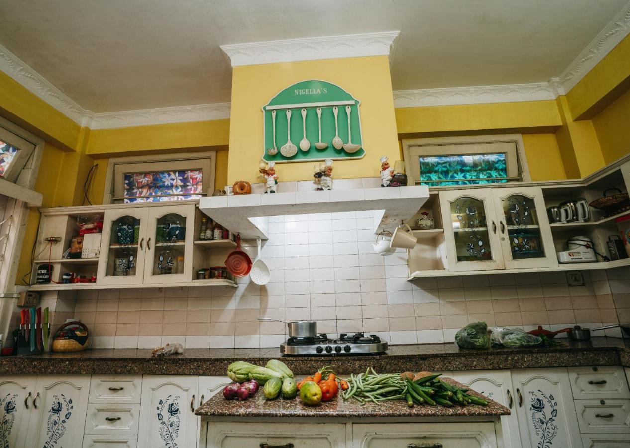 Rock Cliff Home Stay Шилонг Екстериор снимка
